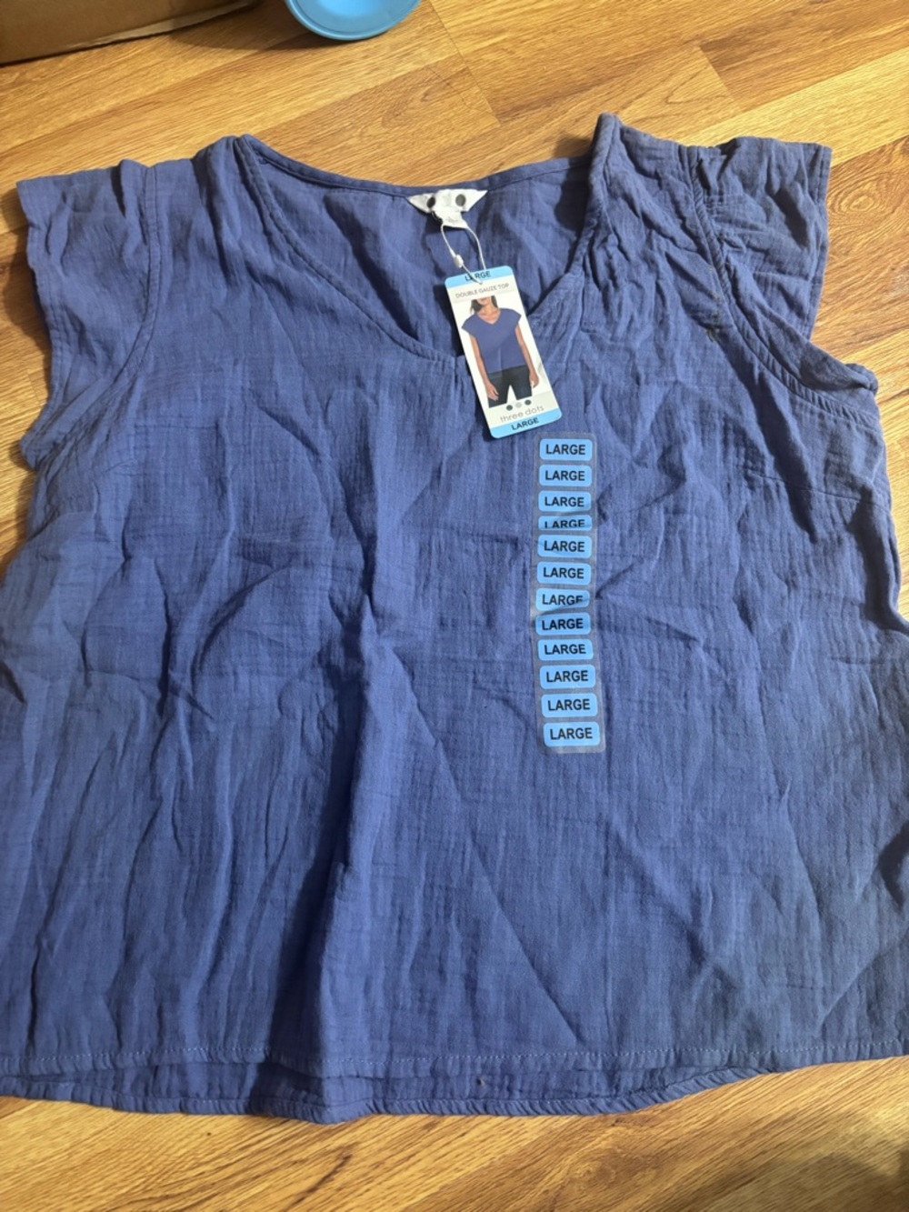 Three Dots Blue Crinkle V-Neck Cap Sleeve Top